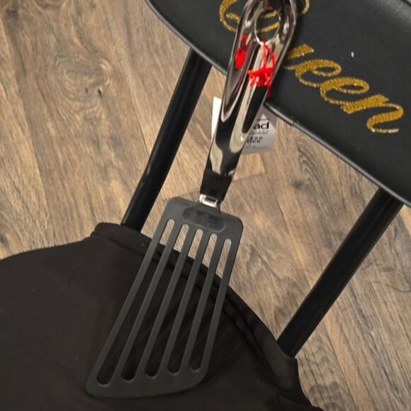 All-Clad Stainless Steel Flexible Slotted Turner - Picture 11 of 12